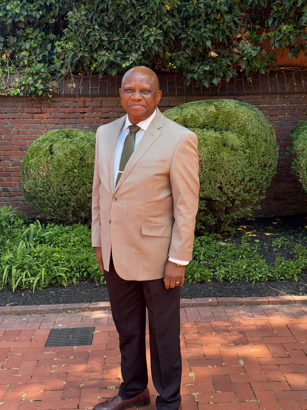 Apostle Israel Eledan — President and Overseer of Leaders' Church International